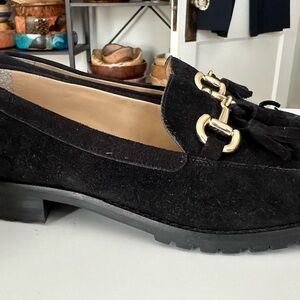 NIB Talbots Black Suede Cassidy Tassel Lug Sole Loafer 7